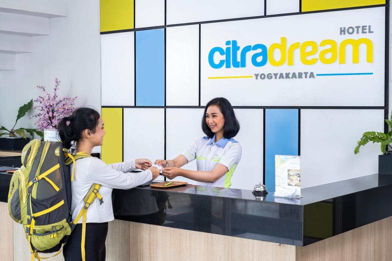 Hotel Citradream Tugu Yogyakarta Exterior photo