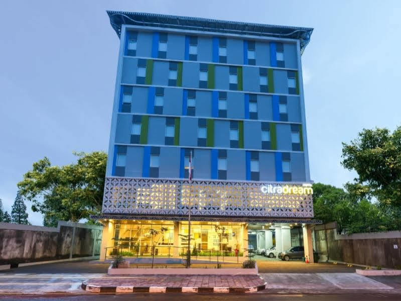 Hotel Citradream Tugu Yogyakarta Exterior photo