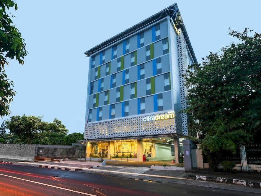 Hotel Citradream Tugu Yogyakarta Exterior photo